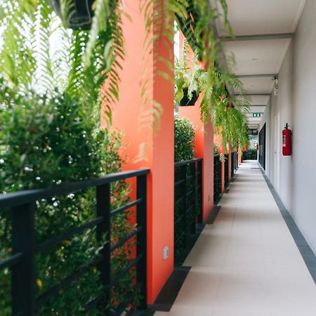 Smart Hotel Ban Lam Luk Ka Екстериор снимка
