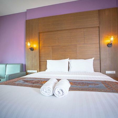Smart Hotel Ban Lam Luk Ka Екстериор снимка