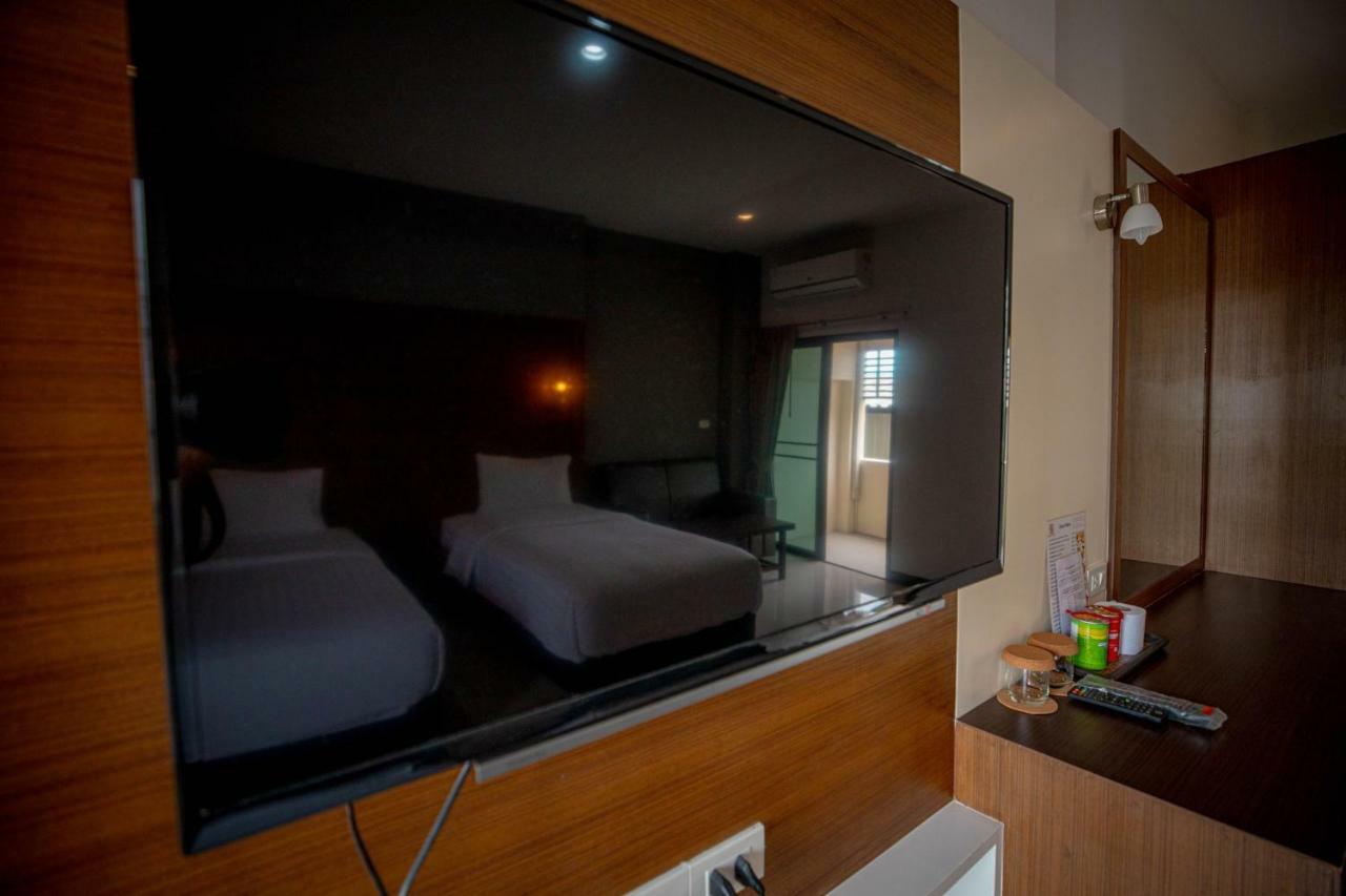 Smart Hotel Ban Lam Luk Ka Екстериор снимка