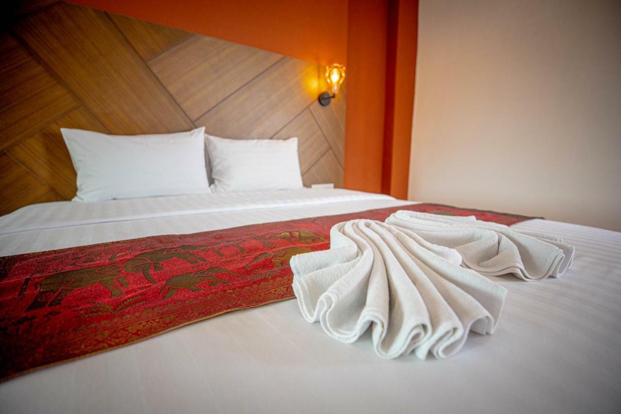 Smart Hotel Ban Lam Luk Ka Екстериор снимка