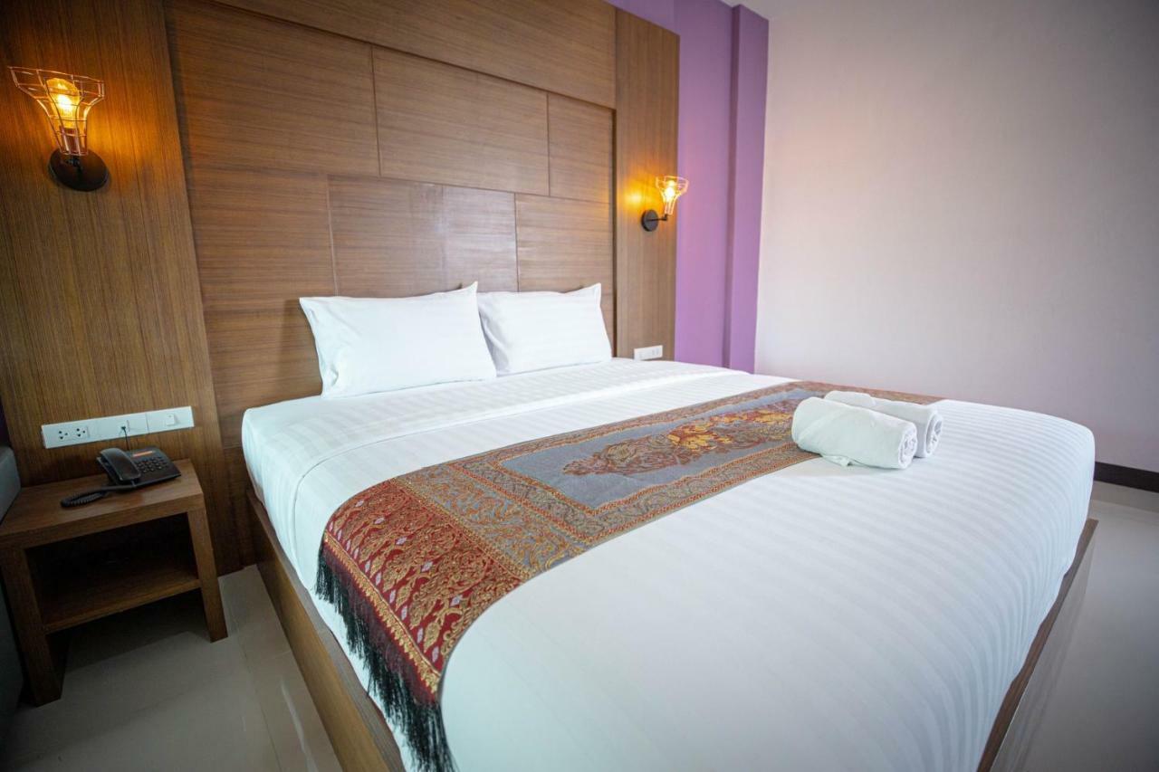 Smart Hotel Ban Lam Luk Ka Екстериор снимка